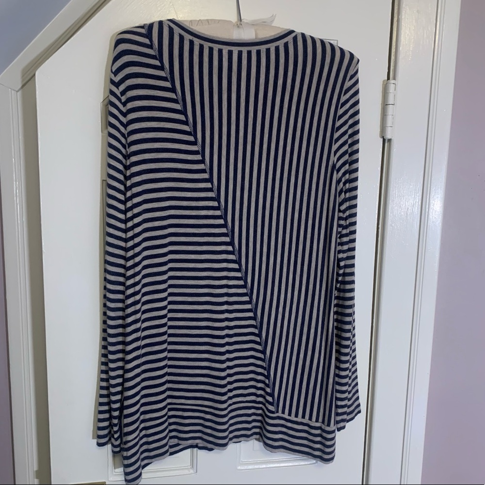 EUC CAbi Ernest Stripped Tunic - SZ M - Picture 5 of 10